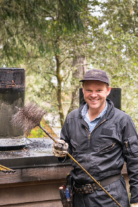 Woodbridge, VA home with freshly cleaned chimney by Sixpenny Chimney Sweep